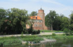 To najpiękniejsze uzdrowisko w woj. łódzkim. Turyści zachwycają się unikatowym zamkiem