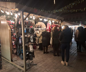 Jarmark Bożonarodzeniowy na Rynku Głównym w Krakowie 2025. Oferta wystawców