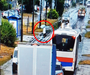 Piesi i kierowcy pod lupą bydgoskich policjantów. Posypały się mandaty! [ZDJĘCIA]