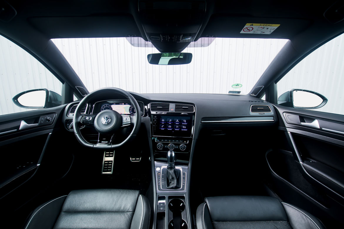 Volkswagen Golf R FL 2.0 TSI 310 KM DSG7 4Motion