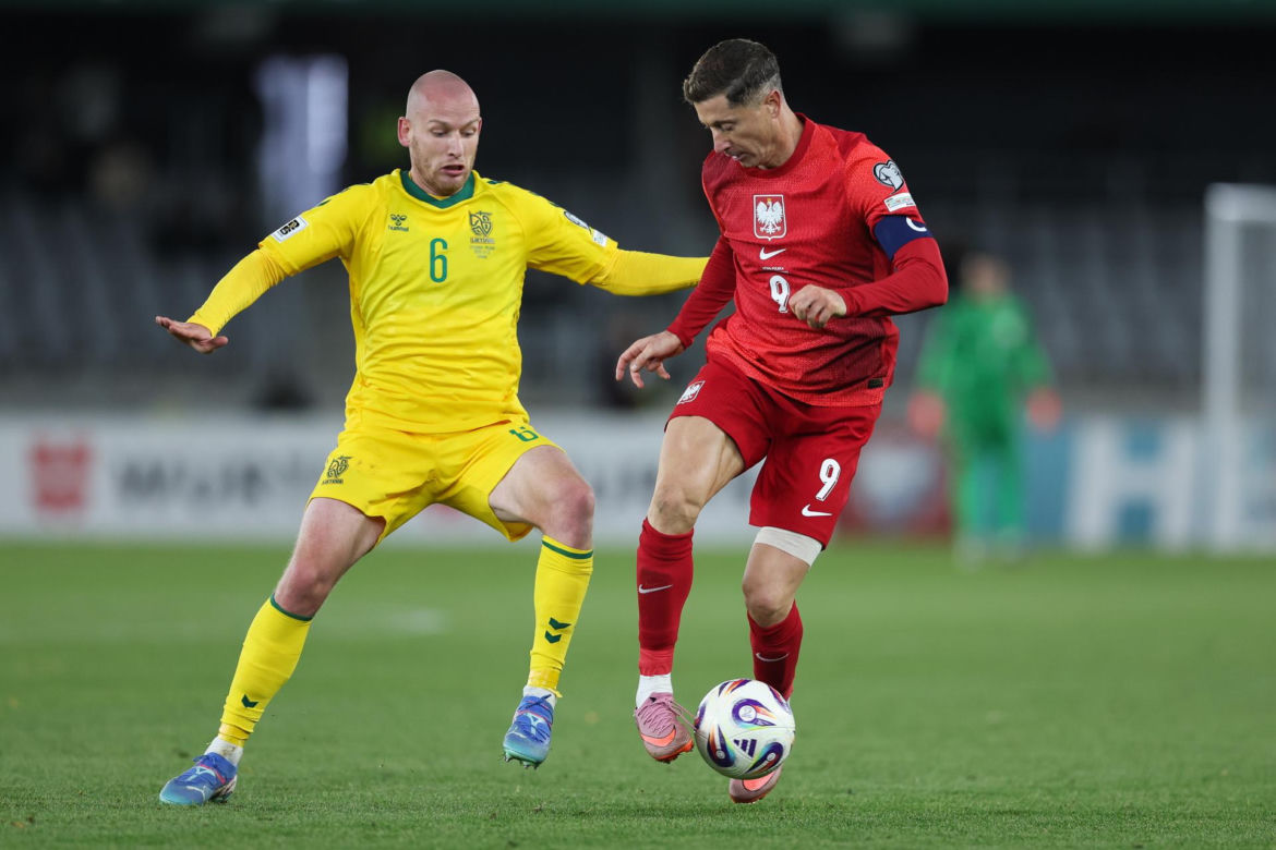 Lewandowski kontuzjowany w meczu z Litwą. Nie zagra z Realem Madryt