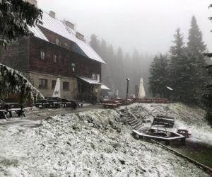 W województwie śląskim spadł pierwszy śnieg! Biały puch pojawił się w Beskidach 