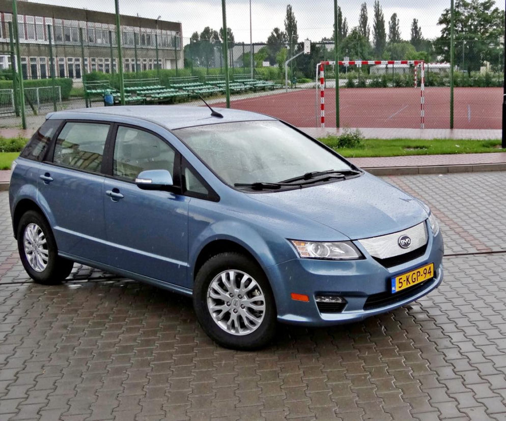 BYD E6 - elektryczne auto z Chin