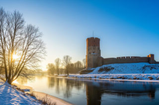 Zimowe słońce w Cieszynie. Czy 19.12.2025 to ostatni taki dzień?