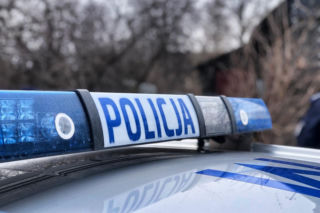 Trzech nastolatków. Na widok policjanta 14-latek zrobił coś dziwnego