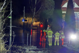 Wkra powyżej poziomu alarmowego. Na miejsce ruszyli strażacy