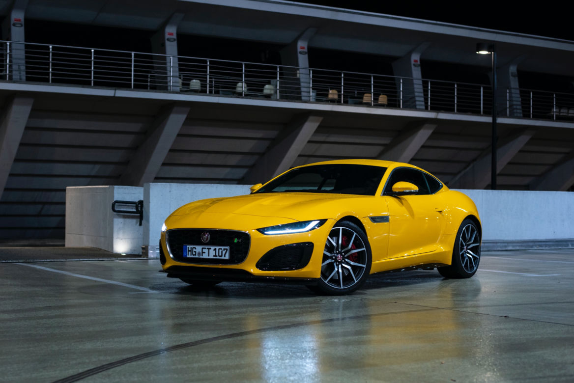 Jaguar F-Type R