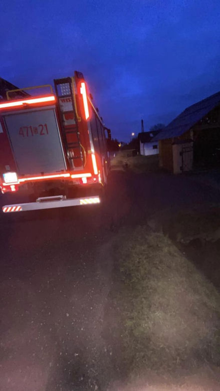 Jastrzębie-Zdrój. Na posesji przy ul. Długiej zapadła się ziemia! Zobacz zdjęcia