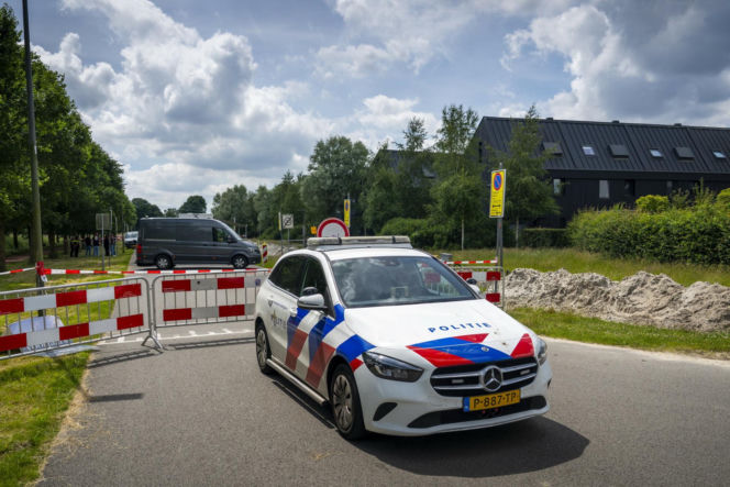 15-latka zabiła rodziców, fotki z miejsca zbrodni rozesłała do kolegów z klasy 15-latka podejrzana o zabójstwo rodziców. Zdjęcia z miejsca zbrodni miała wysłać rówieśnikom
