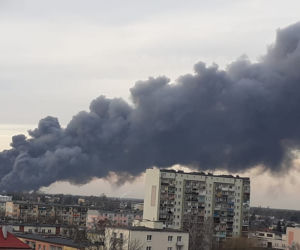 Pożar hali Cersanitu w Starachowicach