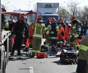 Wypadek trzech pojazdów pod Ożarowem