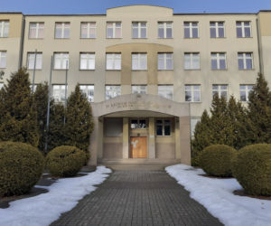 Siedleckie szkoły przy ul. Konarskiego i Prusa i ich okolica w lutym 2021 roku