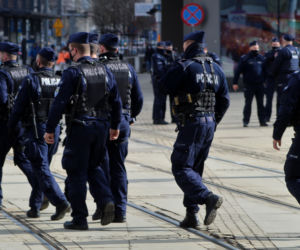 Marsz o wolność w Katowicach. Tak wyglądał liczny protest antycovidowców 
