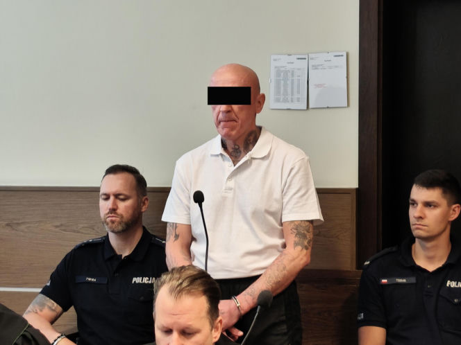 Zabili 83-letnią seniorkę za 180 zł.  Jej pokiereszowane ciało ukryli w wersalce