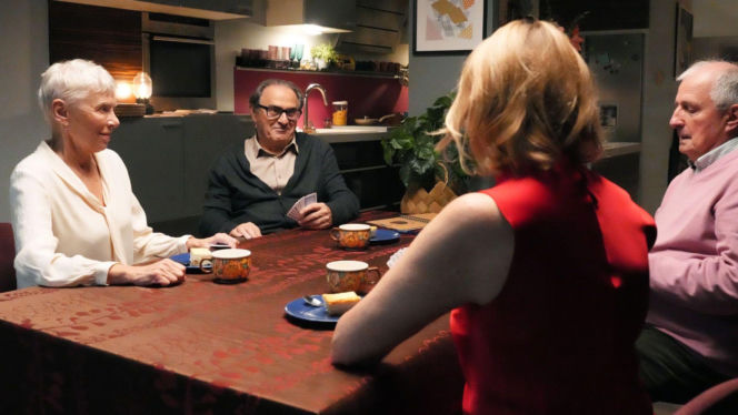 Barwy szczęścia odc. 3352. Wanda (Maja Barełkowska), Krystyna Złota (Hanna Bieluszko), Jerzy (Bronisław Wrocławski), Krzysztof Jaworski (Jacek Kałucki)