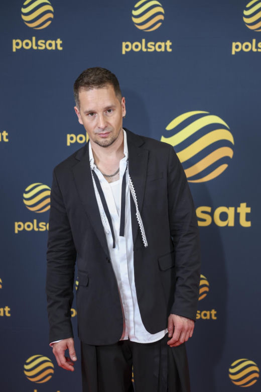 Tak zmieniał się Krzysztof Zalewski. Długie włosy były kiedyś jego znakiem rozpoznawczym