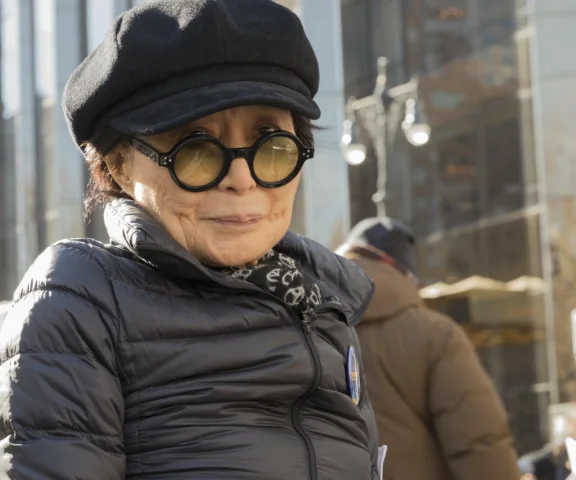 Yoko Ono była przede wszystkim artystką. Oto najsłynniejsze dzieła żony Johna Lennona