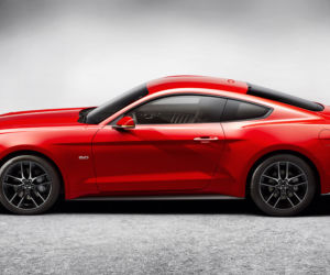 nowy Ford Mustang 2015