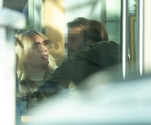 Agnieszka Woźniak-Starak wpatrzona w niego jak w obraz