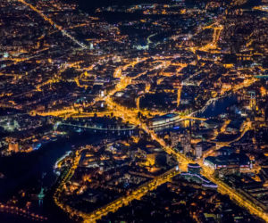 Wrocław nocą z lotu ptaka