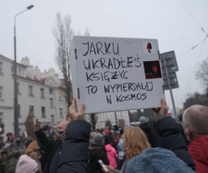 Dom Jarosława Kaczyńskiego otoczony jak twierdza