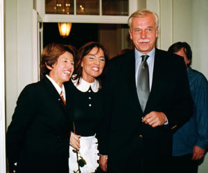 Mało kto wie, że Andrzej Olechowski prezenterem muzycznym i był DJ-em. Wspomniała go gwiazd TVP