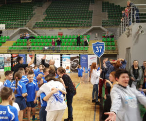 Turniej Białego Misia zakończony! Uczniowie SP nr 37 najlepsi! [ZDJĘCIA]
