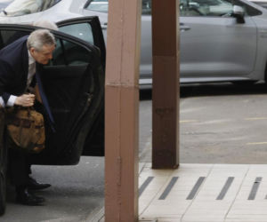 Kaczyński prosi o pieniądze