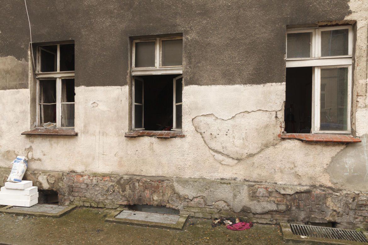 Tragiczny pożar przy Nowowiejskiej we Wrocławiu