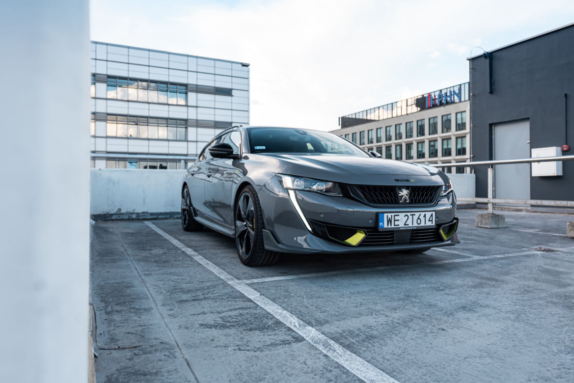 Agresywny przód Peugeota 508 SW PSE