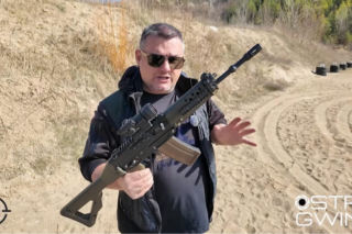 Karabin SIG 553 - niezawodność Kałasznikowa w szwajcarskim wydaniu