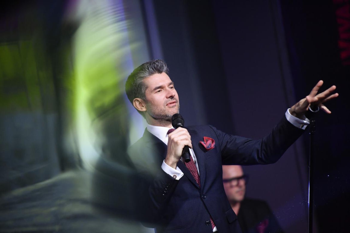 Matt Dusk 