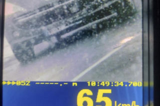 Uciekał przed policją, bo nie miał prawa jazdy