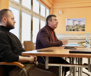 Śmieci, smród i strach na Gocławiu. Sąsiad zbieracz terroryzuje mieszkańców. On potrzebuje pomocy