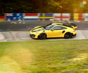 Porsche 911 GT2 RS z rekordem świata toru Nurburgring