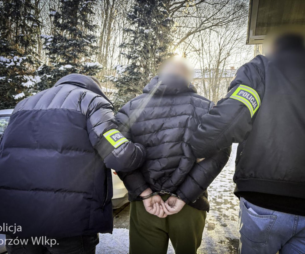 Napadał na sklepy z nożem. 46-latek w rękach policji