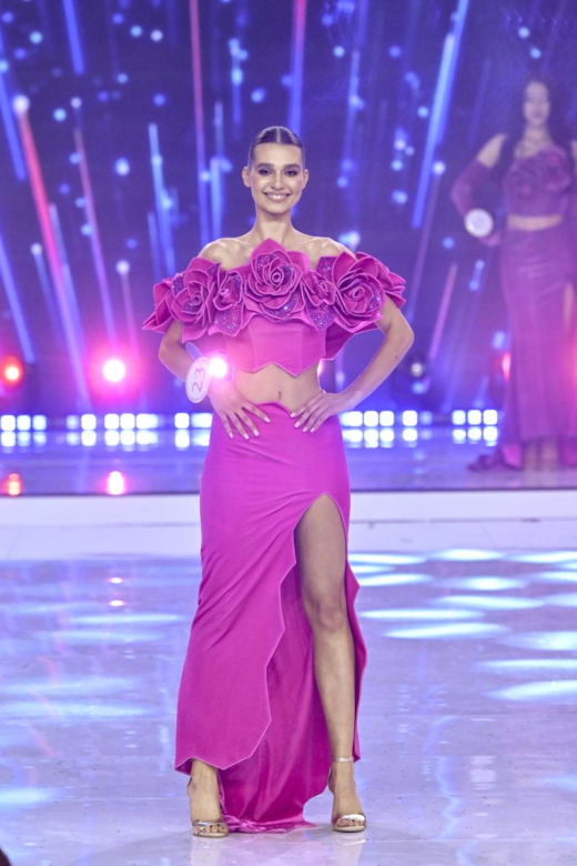 Maja Klajda 