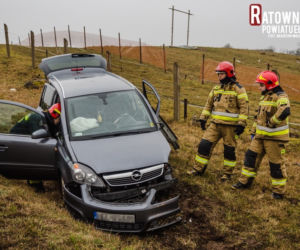Wypadek na DK 16. W miejscowości Buniaki zderzyły się dwa samochody osobowe