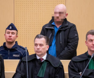 Przed Sądem Okręgowym w Poznaniu stanęli oskarżeni o porwanie i próbę zgwałcenia 16-latka