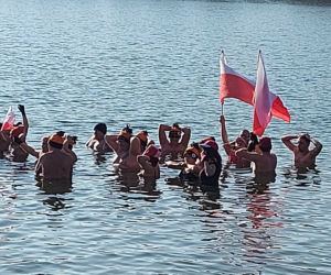 Święto Niepodległości w starachowickim Klubie Morsów Wektor