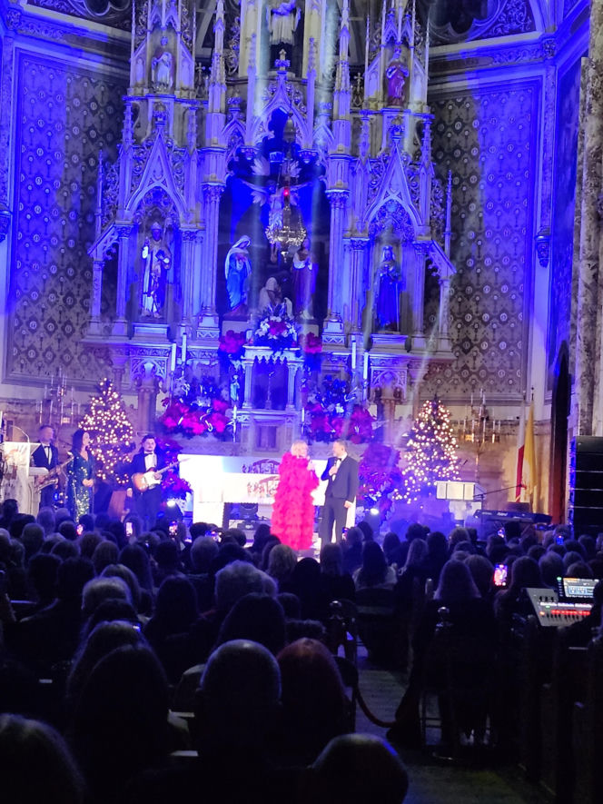 Wielkie Kolędowanie z gwiazdami na Greenpoincie