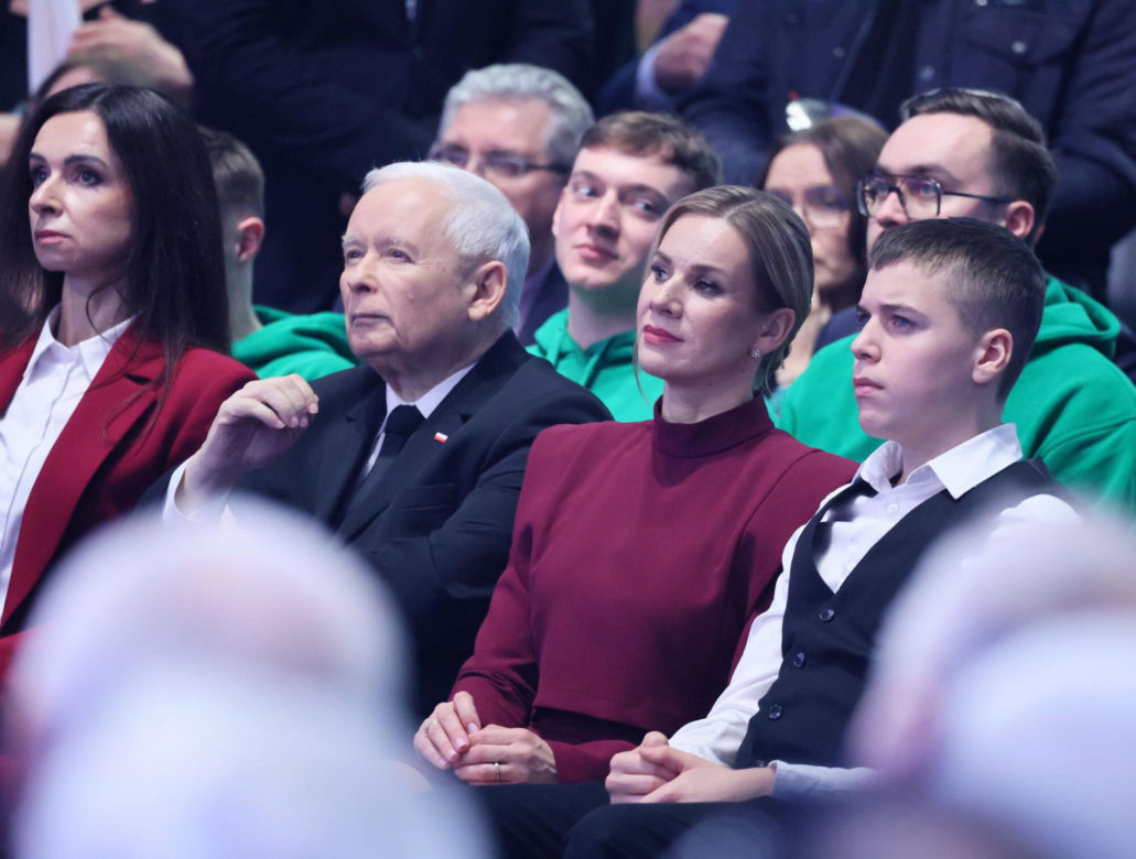 Marta Nawrocka w czerwieni