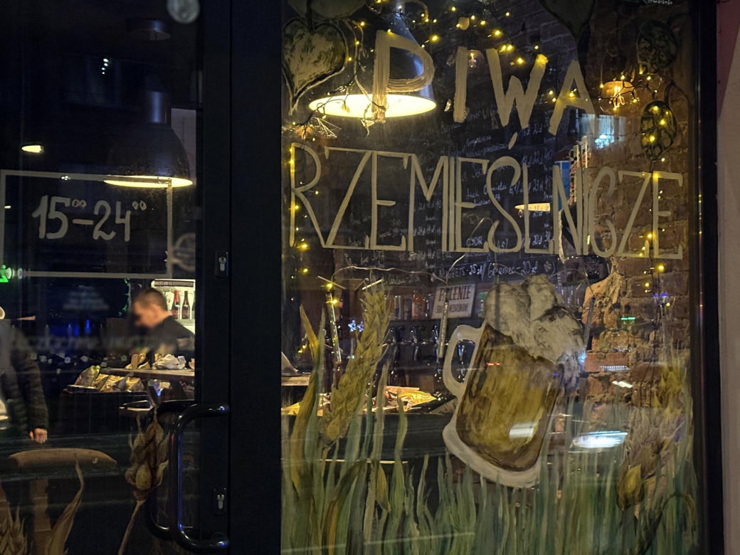 Olek zleciał z drabiny i zginął. Był właścicielem znanego pubu w Warszawie