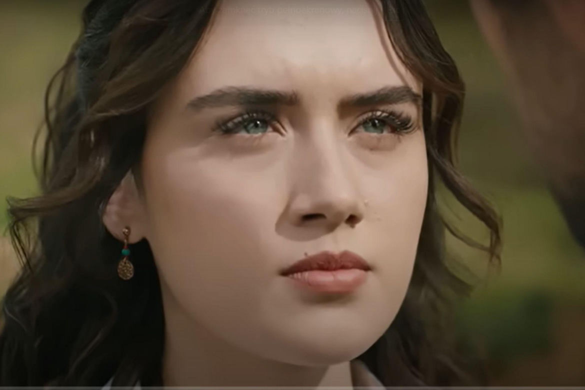 Zeynep chce się zaangażować w znalezienie sprawcy pomówień 