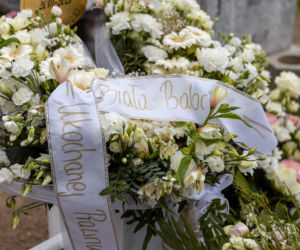 Widok grobu Zuzi łamie serce