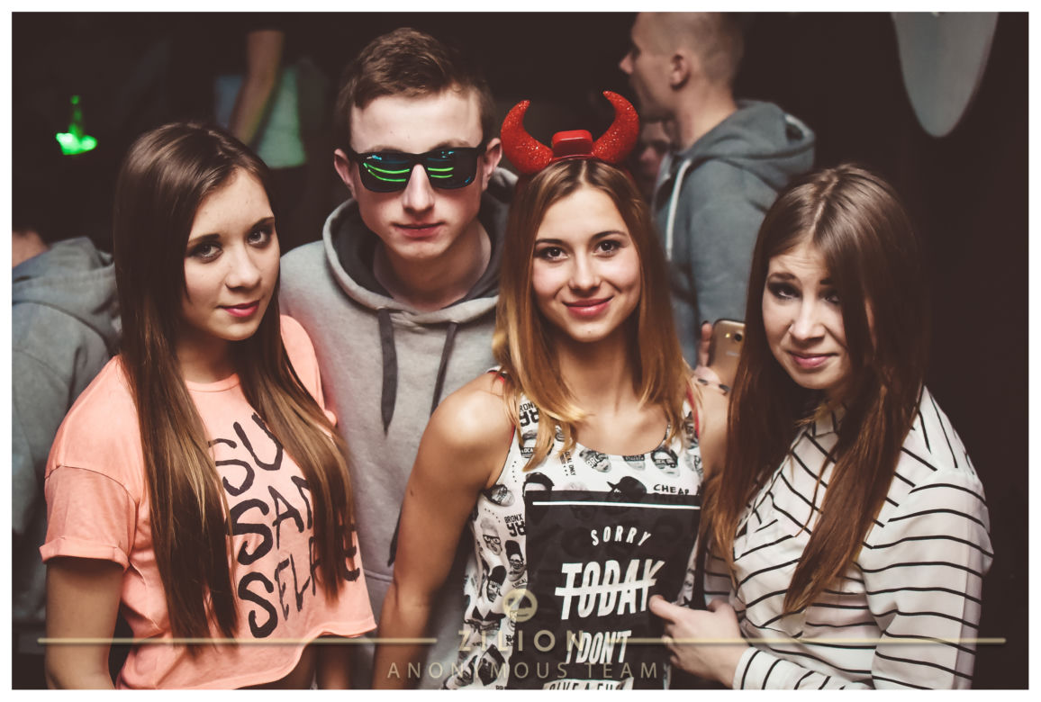 Anonymous Team w Clubie Zilion