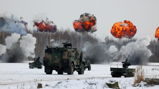 „Potwór z Tarnowa” i roje dronów. Rząd przygląda się przyszłości polskiej armii w Zielonce