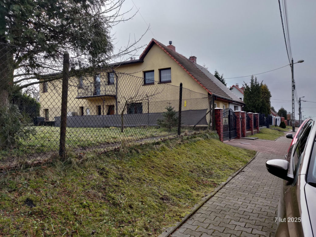 Lubieżny ginekolog płaci nam ochłapy