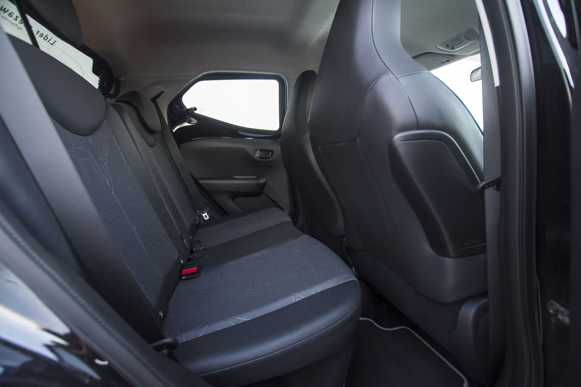 Toyota Aygo Selection x-treme 1.0 VVT-i 72 KM