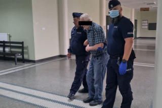 Dziadek Zygmunt gwałcił 6-letnią wnuczkę. Internauci grzmią o zbyt niskiej karze śmiechu warte 